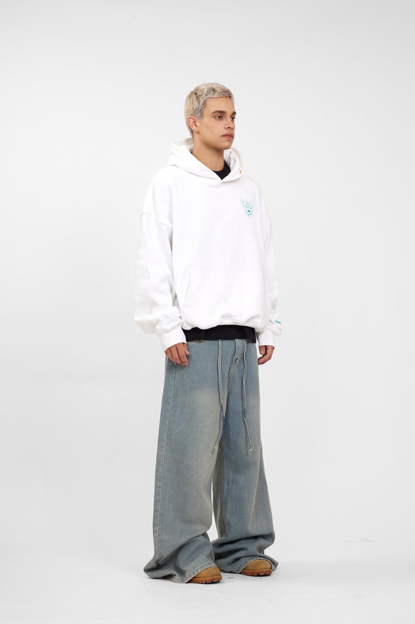 Áo hoodie logo Woofy