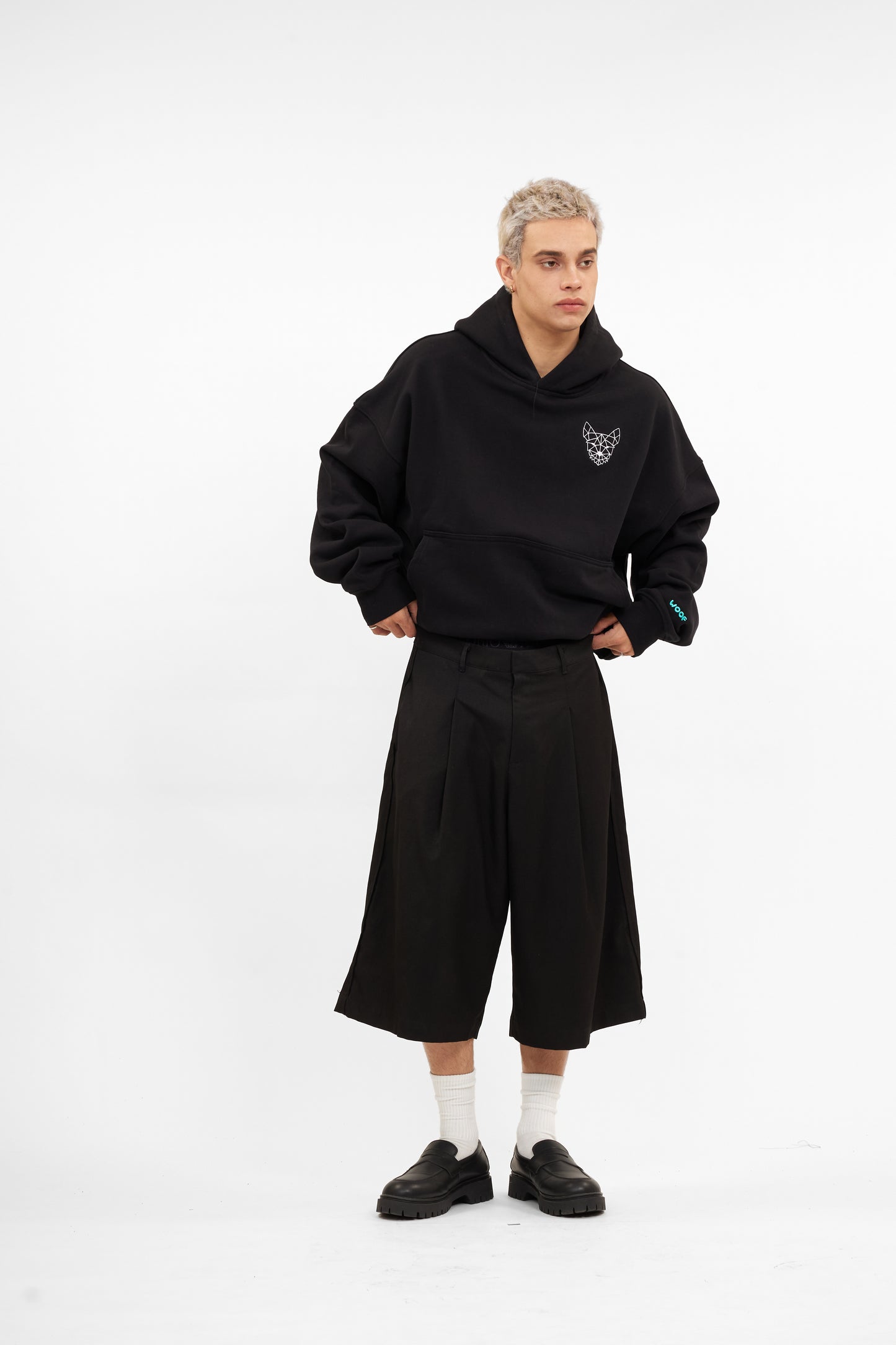 Áo hoodie logo Woof