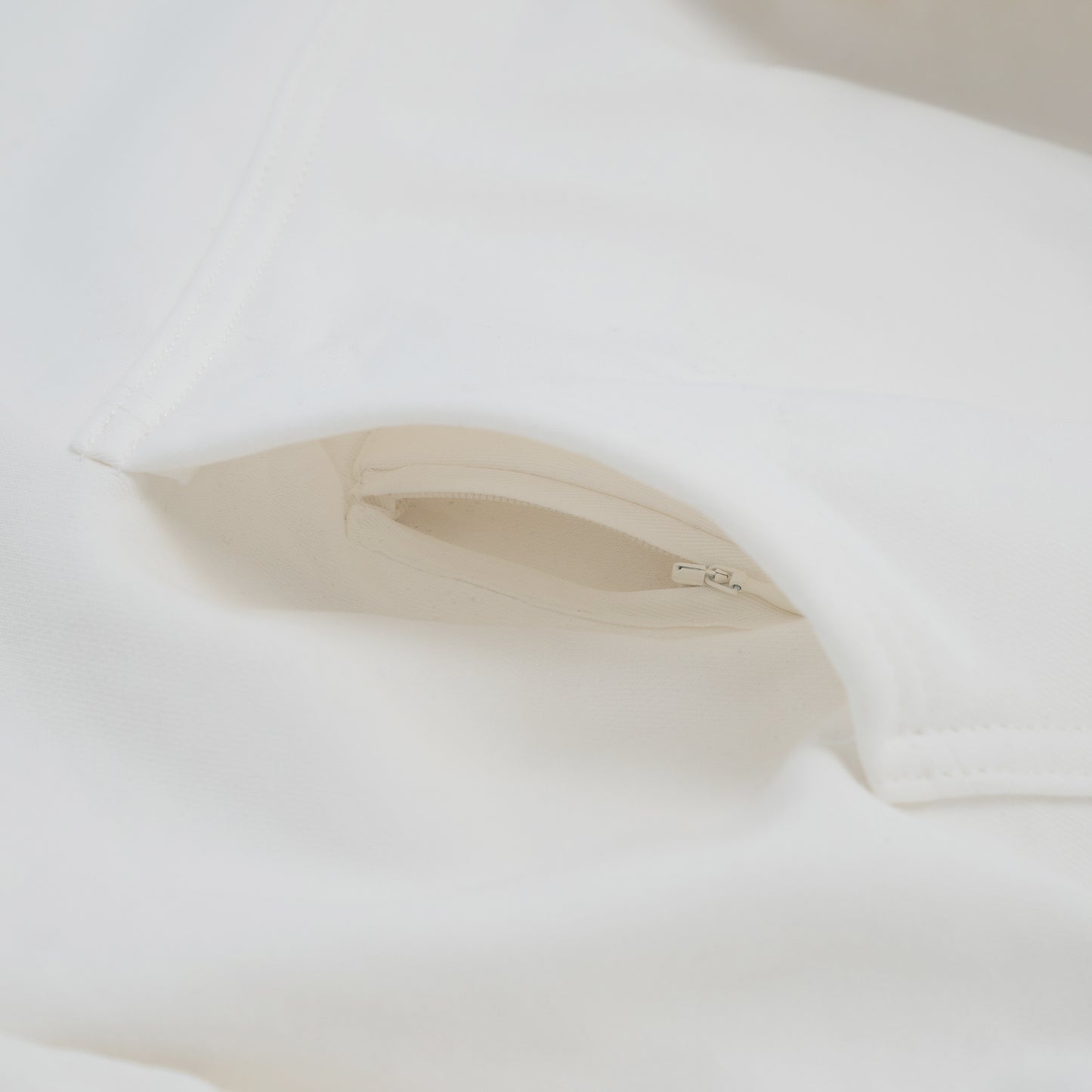 Áo hoodie logo Woofy